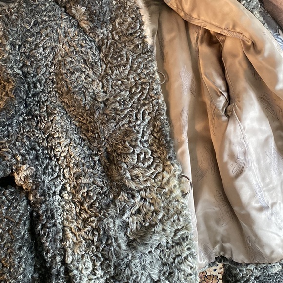 Vintage Holt Renfrew fur/wool coat - Picture 13 of 13